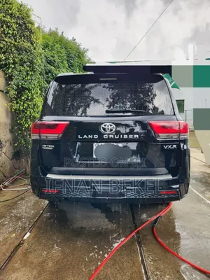 Toyota Land Cruiser 3.3 Diesel 4WD 2022 Black