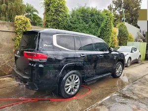 Toyota Land Cruiser 3.3 Diesel 4WD 2022 Black