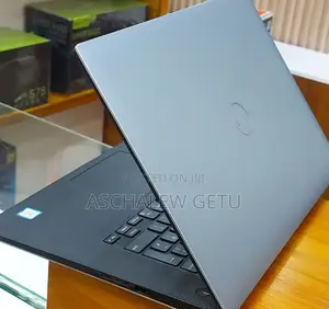 New Laptop Dell Precision 5540 32GB Intel Core I7 SSD 512GB