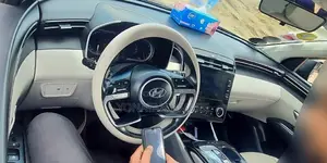 Hyundai Tucson 2022 Green