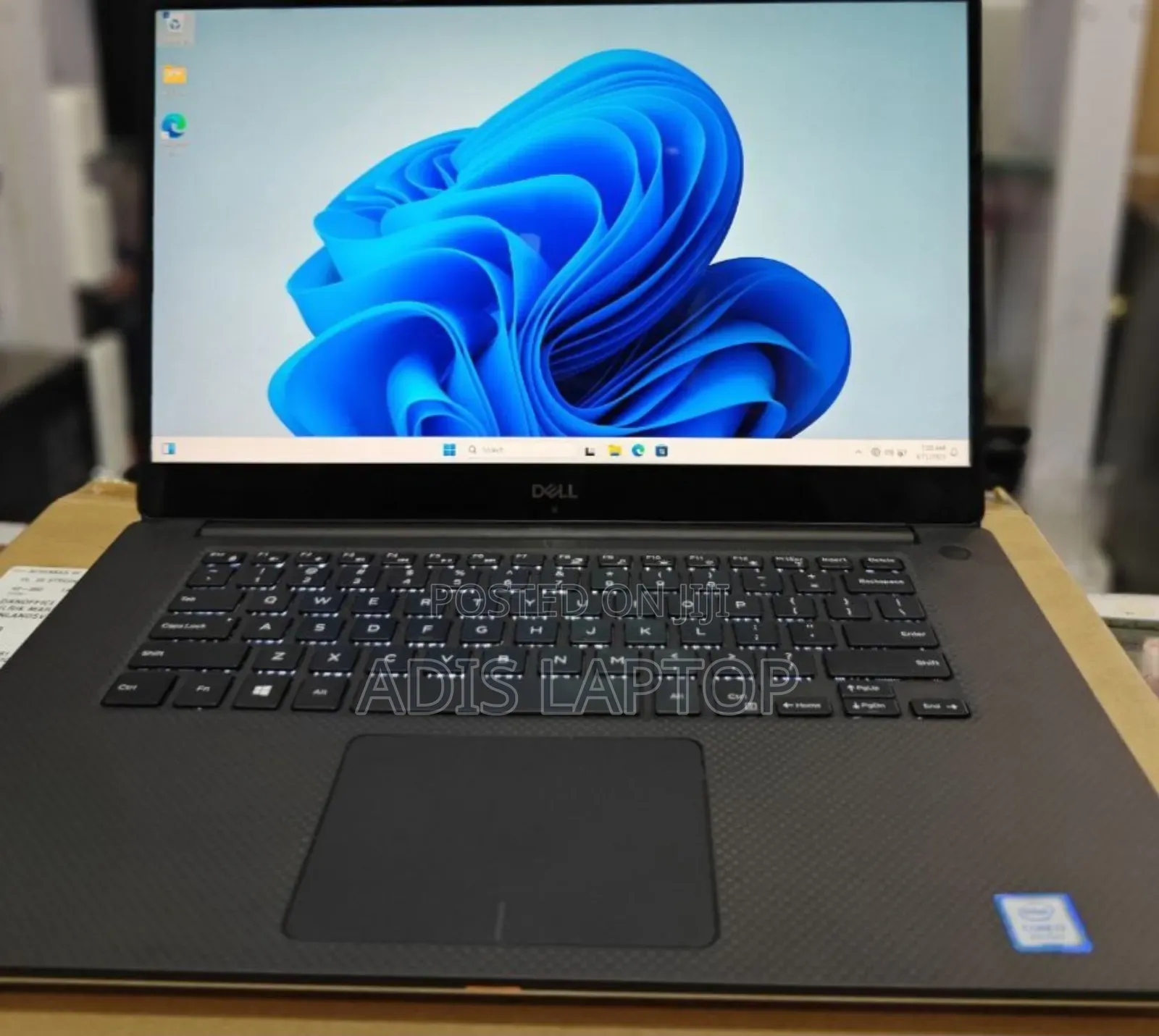 New Laptop Dell XPS 15 16GB Intel Core I7 SSD 512GB