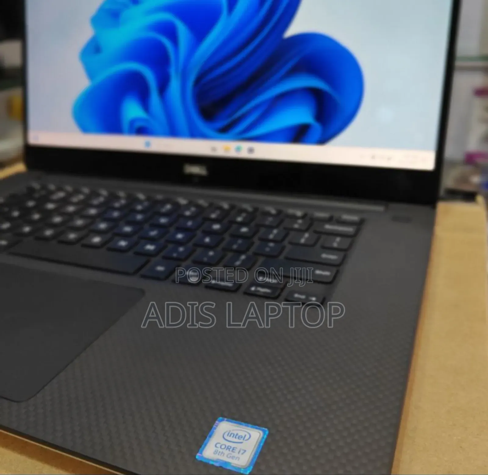 New Laptop Dell XPS 15 16GB Intel Core I7 SSD 512GB