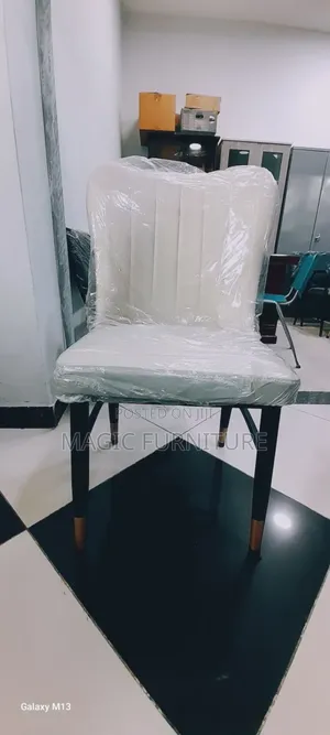 Caffe Chair