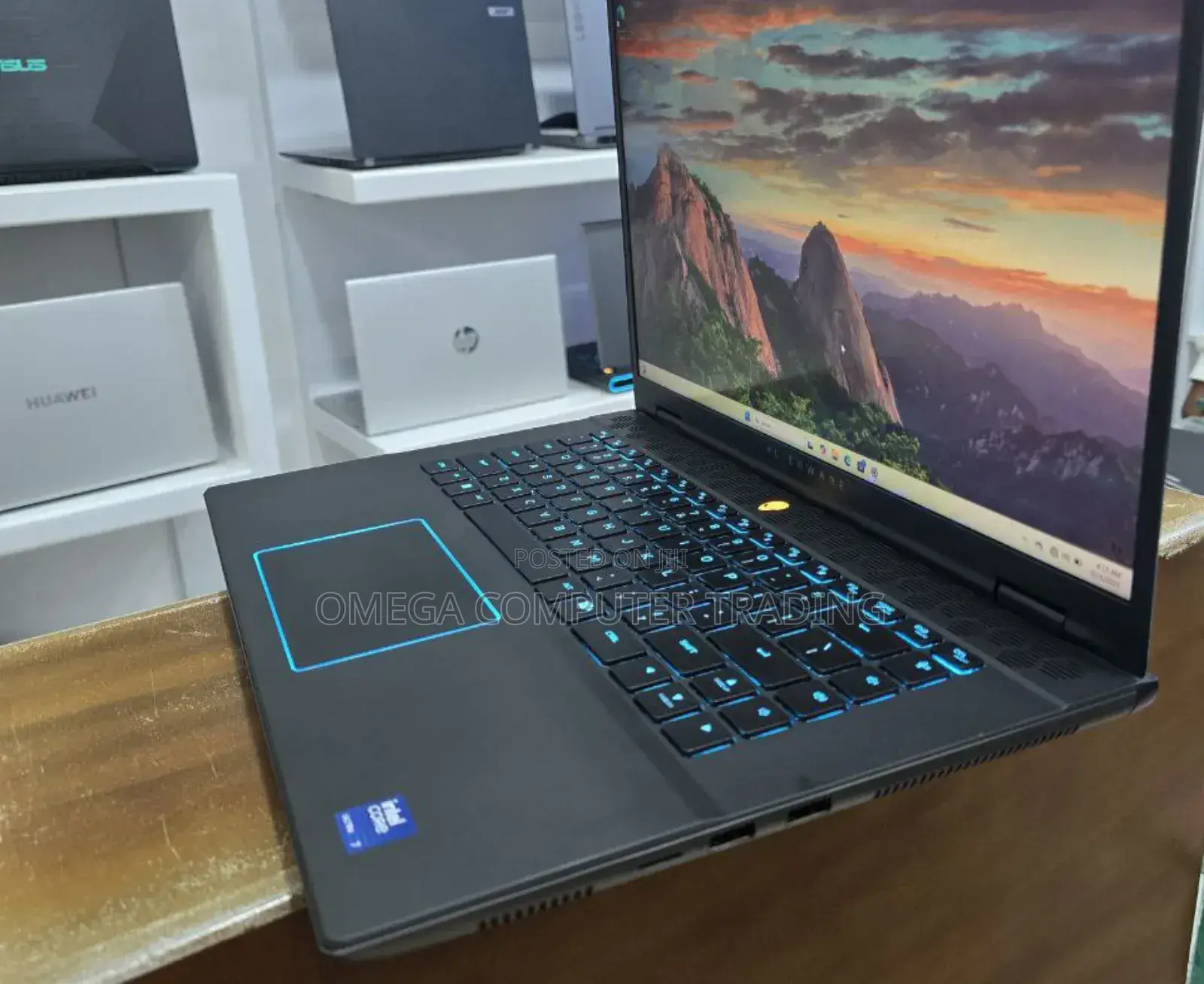 New Laptop Alienware Area-51m 32GB Intel Core Ultra 7 SSD 1T