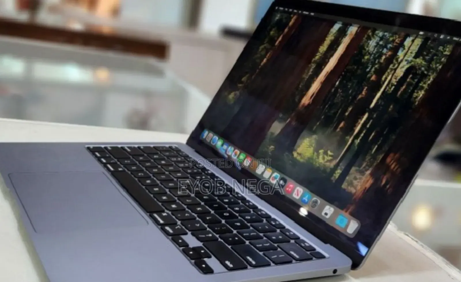 Laptop Apple MacBook Air 2020 8GB Intel Core I3 SSD 256GB