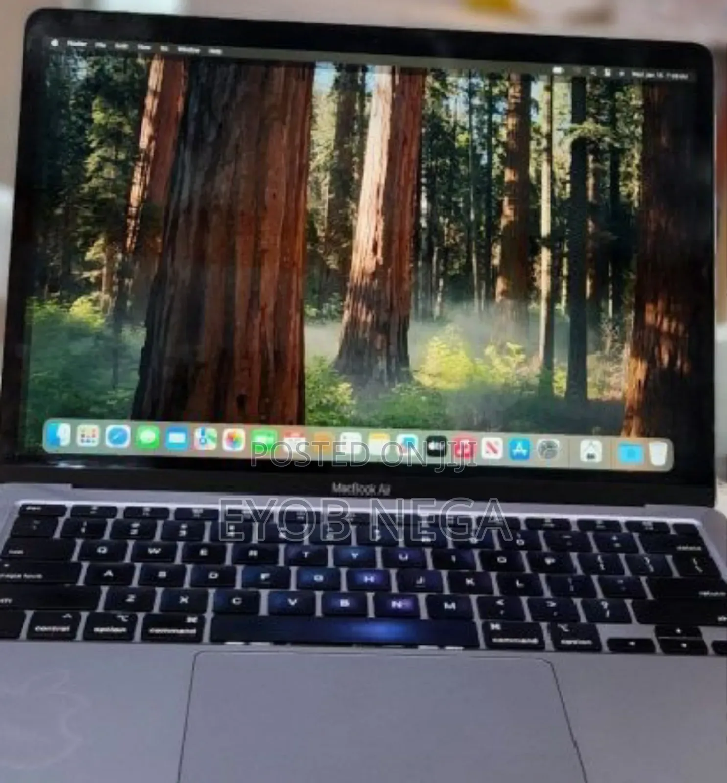 Laptop Apple MacBook Air 2020 8GB Intel Core I3 SSD 256GB