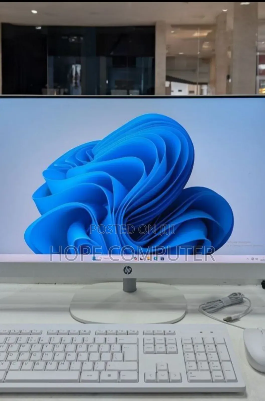 New Desktop Computer HP 290 G9 All-in-One 8GB Intel Core I7 SSD 512GB