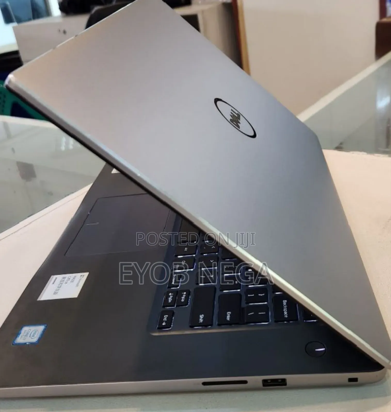 New Laptop Dell Inspiron 15 16GB Intel Core I7 HDD+SSD 750GB