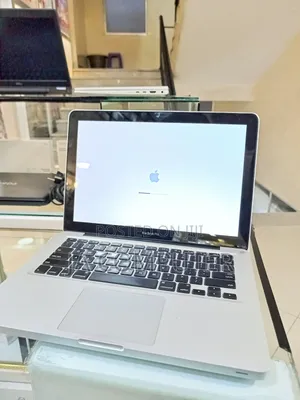 New Laptop Apple MacBook Pro 2012 4GB Intel Core I5 HDD 500GB