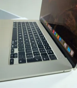 New Laptop Apple MacBook Air 2023 M2 8GB Apple M2 SSD 256GB