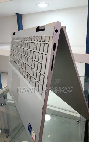 New Laptop Dell 16GB Intel Core I7 SSD 512GB