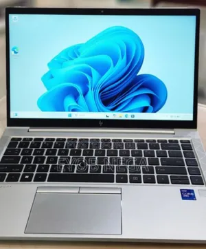 New Laptop HP EliteBook 840 G8 16GB Intel Core I7 SSD 512GB