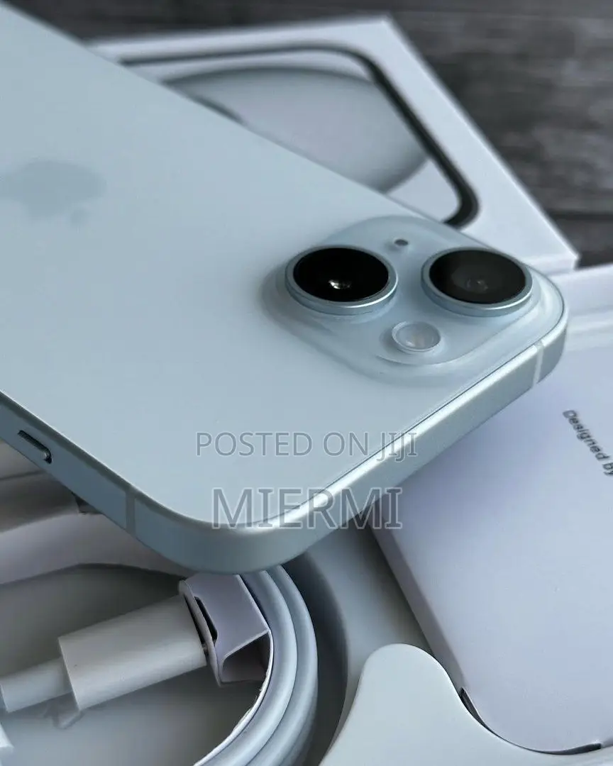 New Apple iPhone 15 128 GB Blue