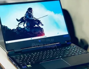 New Laptop Acer Predator Helios 300 16GB Intel Core I9 SSD 512GB