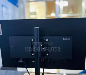 Photo - Lenovo Monitor 27 Inch