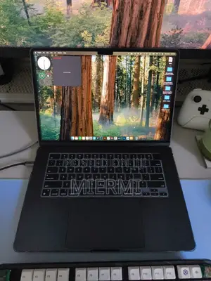 Laptop Apple MacBook Air 2022 M2 8GB Apple M2 SSHD (Hybrid) 512GB