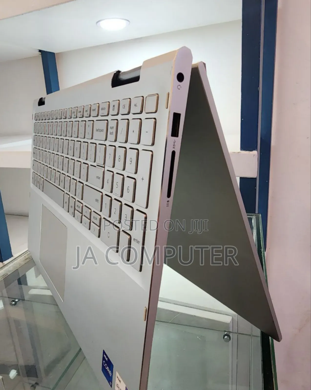 New Laptop Dell Inspiron 15 16GB Intel Core I7 SSD 512GB