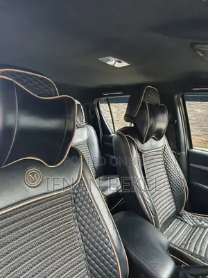 Toyota Hilux 2021 Gray