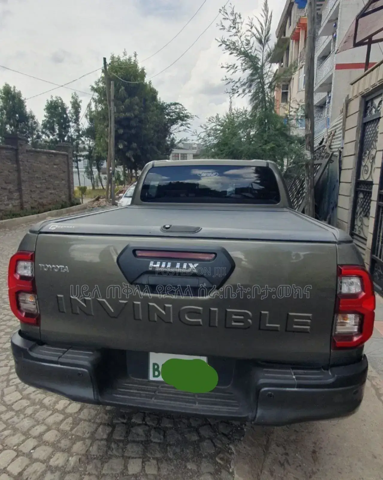 Toyota Hilux 2021 Green
