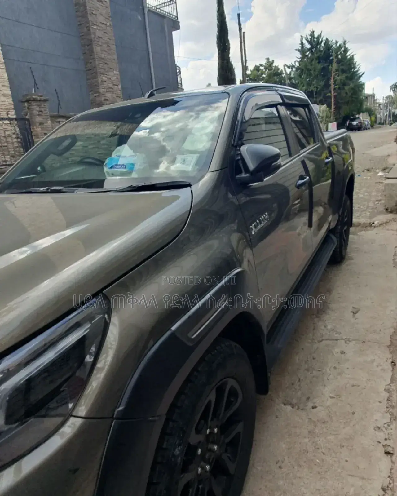 Toyota Hilux 2021 Green