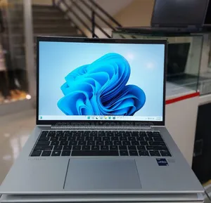 New Laptop HP EliteBook 860 G9 16GB Intel Core I5 SSD 512GB