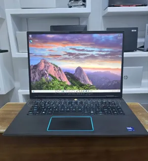 New Laptop Alienware M17x R2 32GB Intel Core Ultra 7 SSD 1T