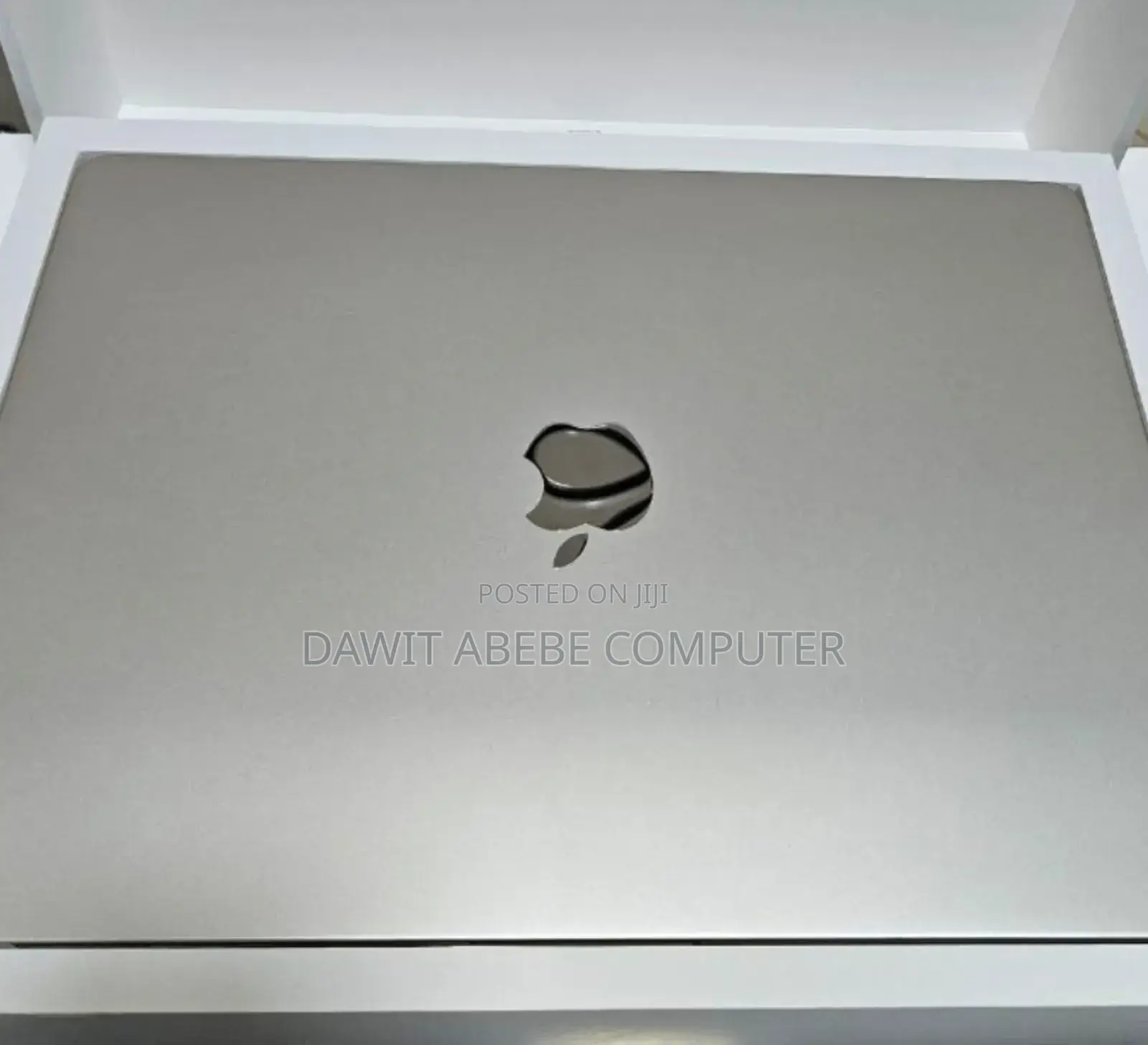 New Laptop Apple MacBook Air 2023 M2 8GB Intel Core I5 SSD 256GB