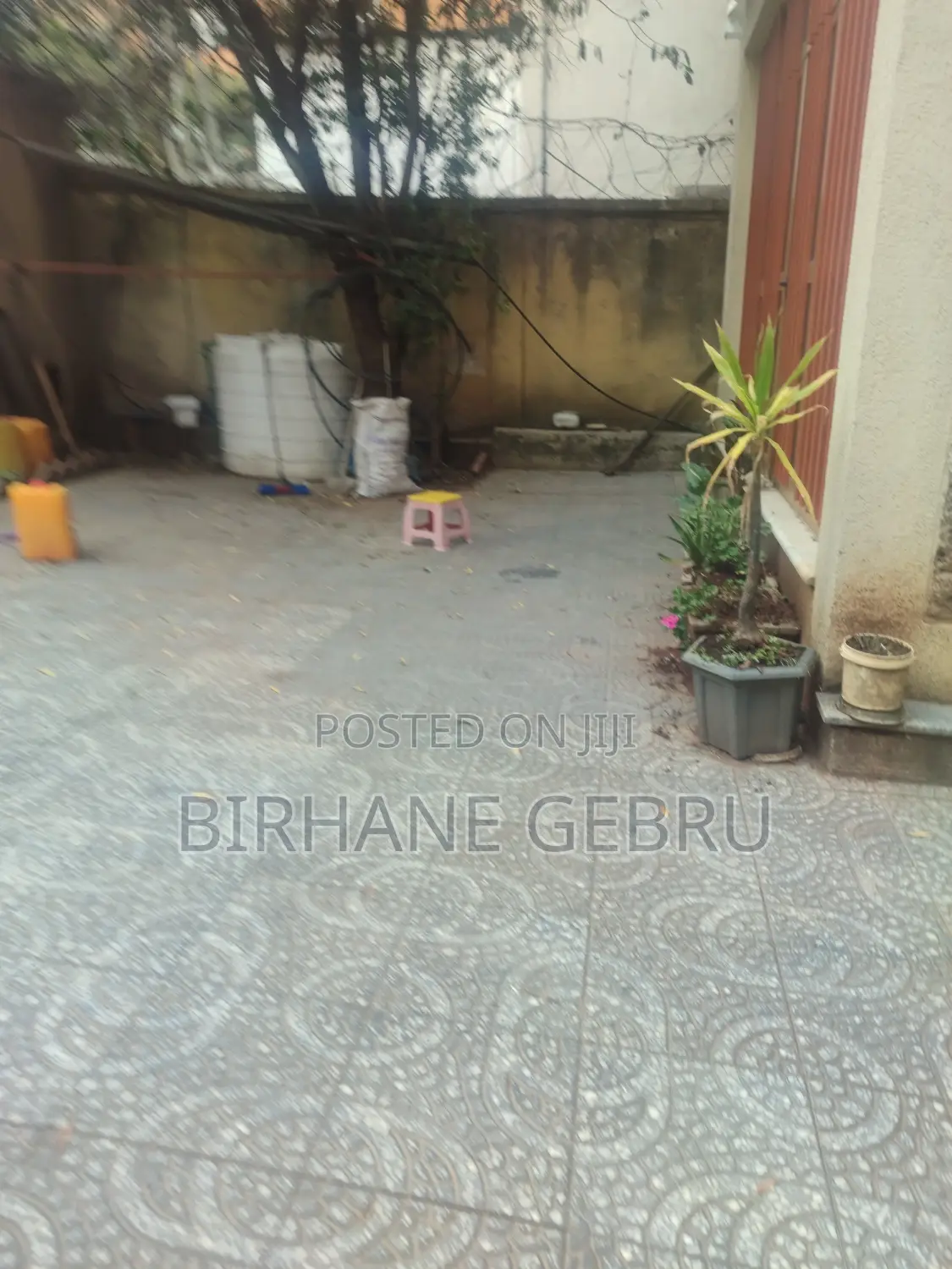 G+2 House Rent for Business