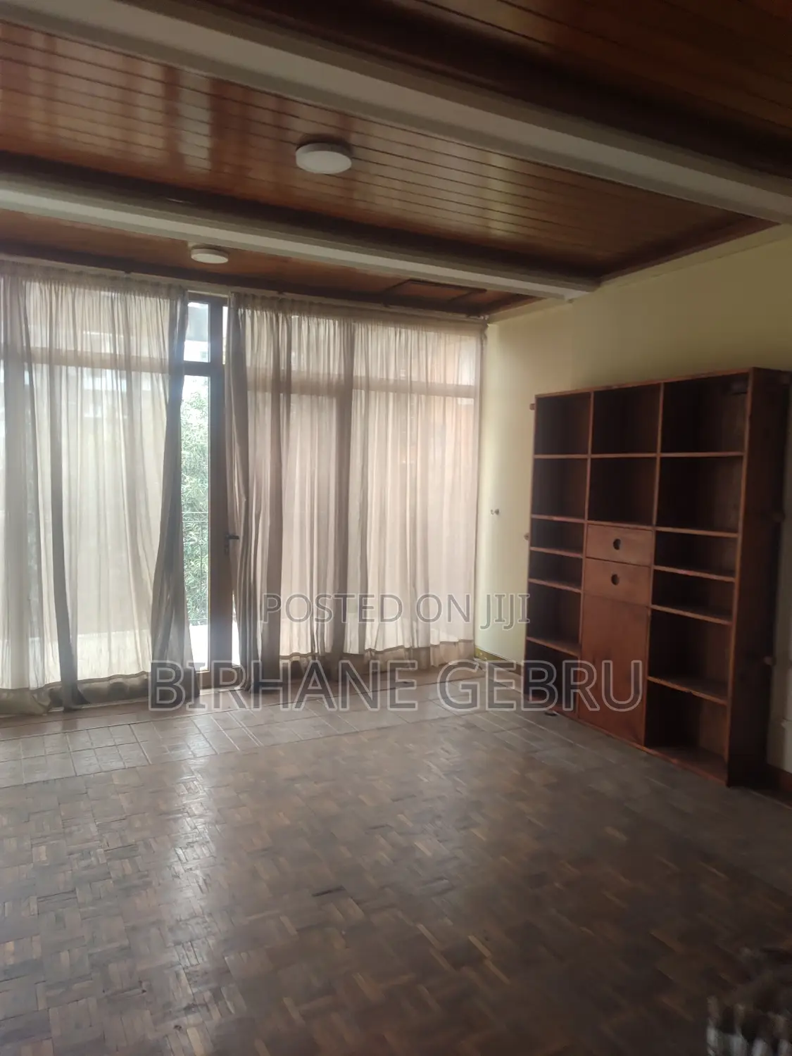 G+2 House Rent for Business