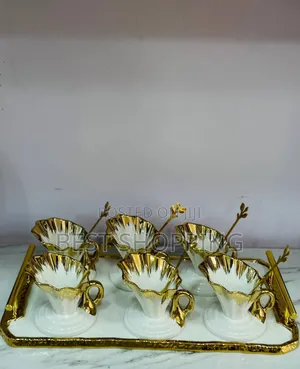 Photo - Ice Cream and Fruit Cap የአይስክሬም እና ለፍሩት ፓንች የሚሆን ዉብ ማስቀመጫ ትሪ