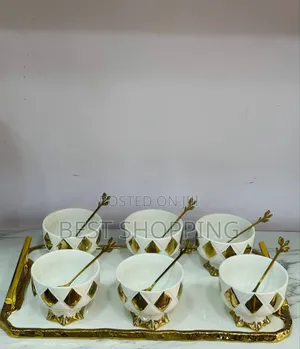 Ice Cream and Fruit Cap የአይስክሬም እና ለፍሩት ፓንች የሚሆን ዉብ ማስቀመጫ ትሪ