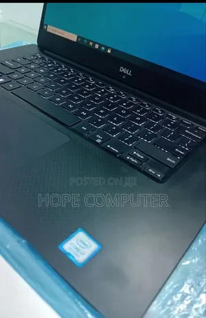 New Laptop Dell Precision 15 3520 16GB Intel Core I7 SSD 512GB