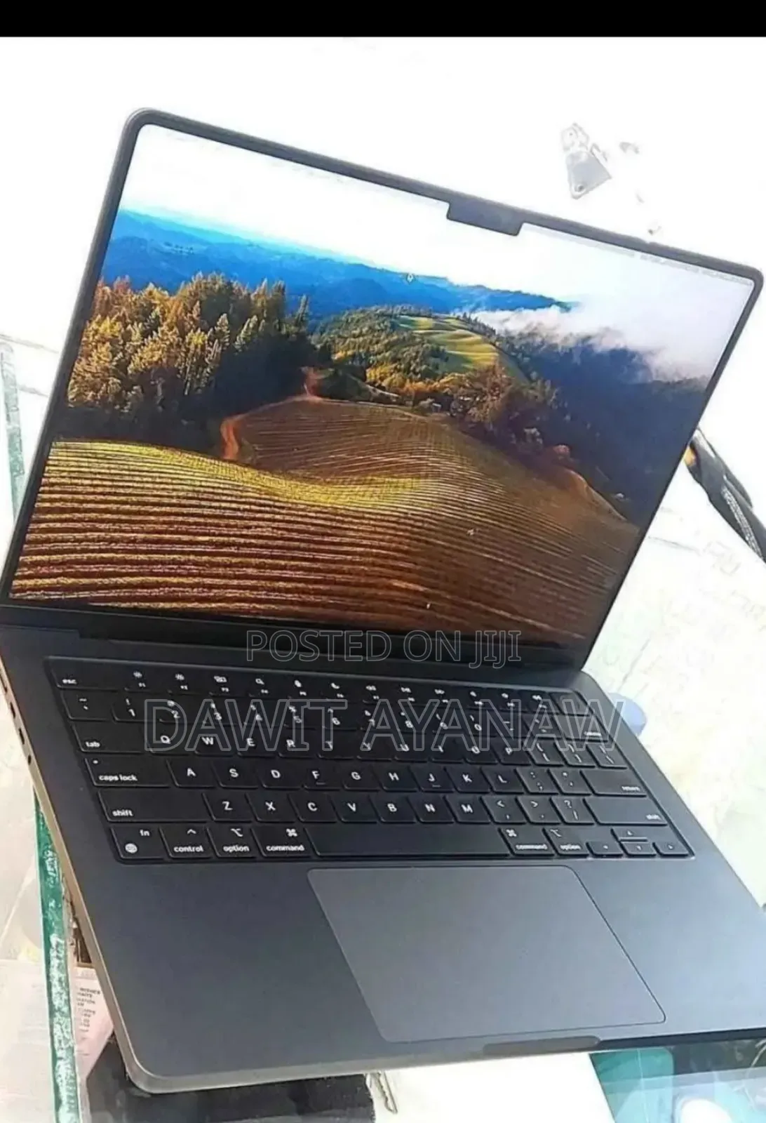 New Laptop Apple MacBook Air 2024 M3 13-Inch 8GB Apple M3 SSD 512GB