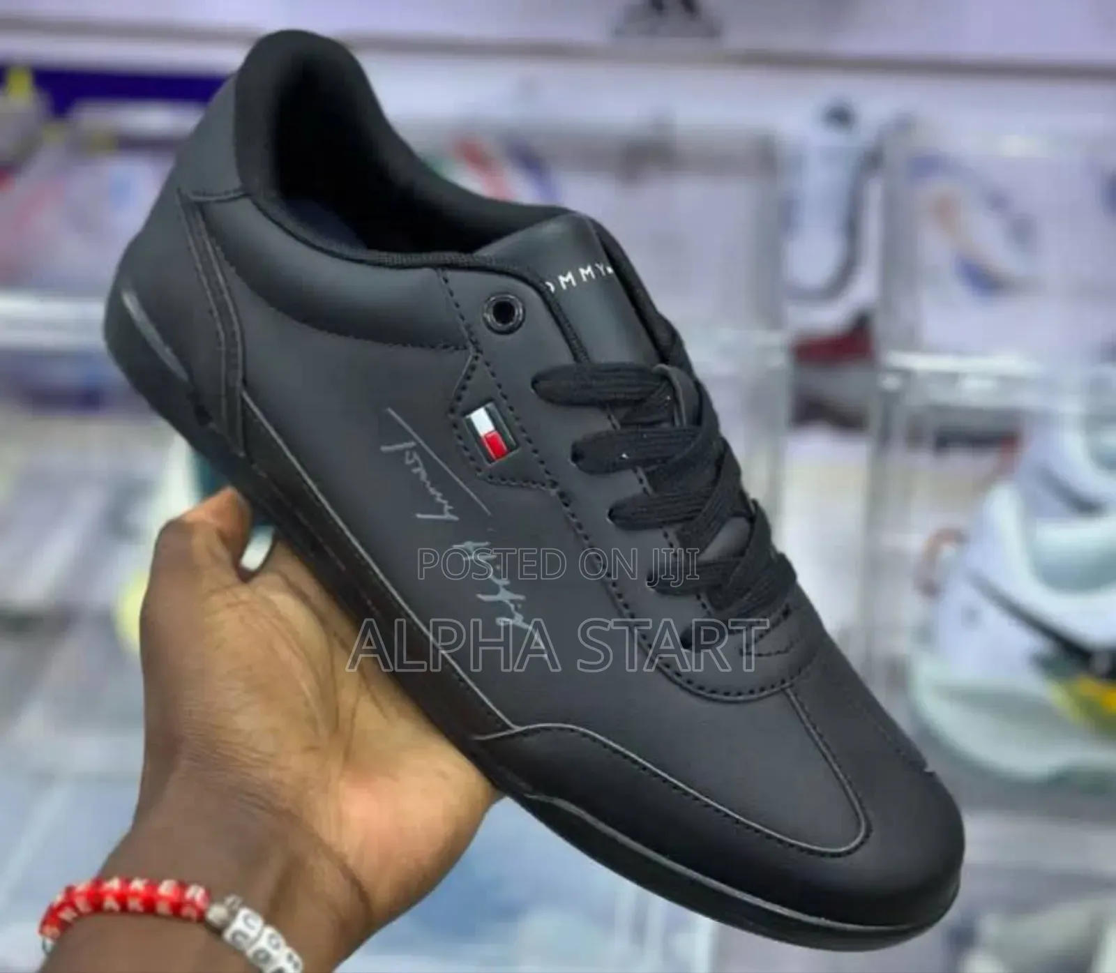 Tommy Hilfiger Men’S Leather ‘Triple Black’ Shoes
 Size