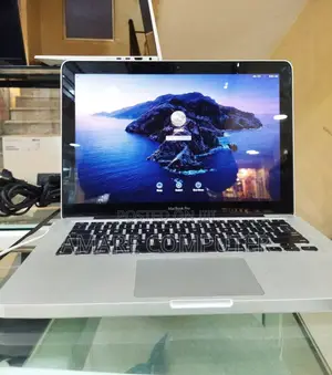 Photo - New Laptop Apple MacBook Pro 2019 4GB Intel Core I5 HDD 500GB