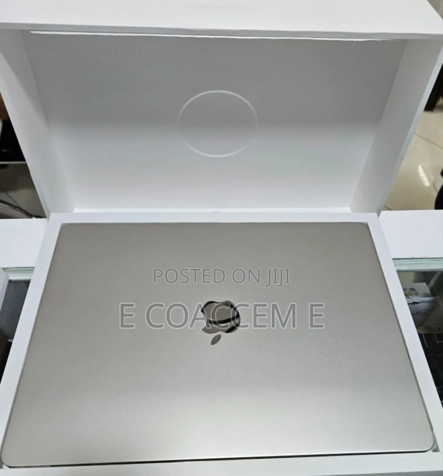 New Laptop Apple MacBook 8GB Apple M2 SSD 256GB