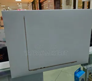 New Laptop Apple MacBook Air 2023 M2 8GB Apple M2 SSD 256GB