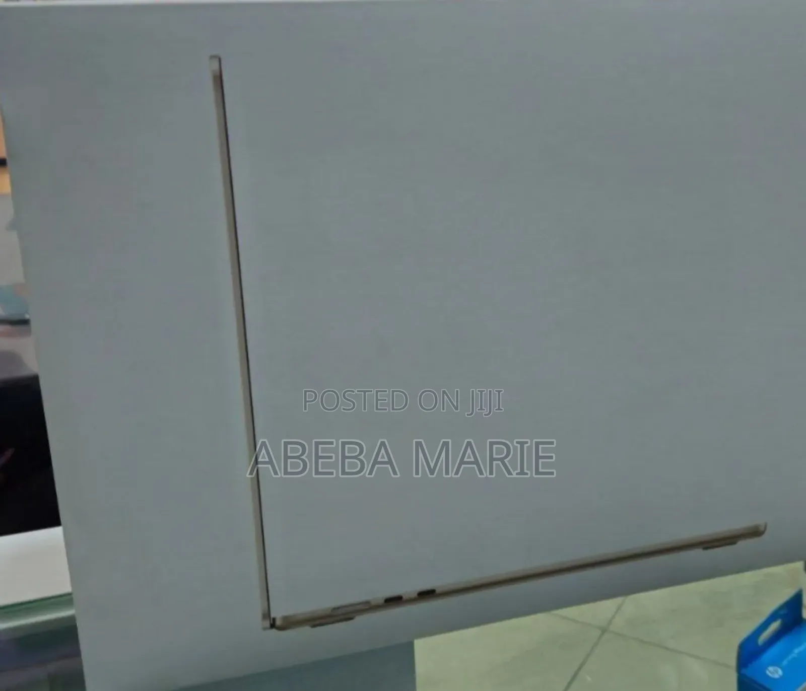 New Laptop Apple MacBook Air 2022 M2 8GB Apple M2 SSD 256GB