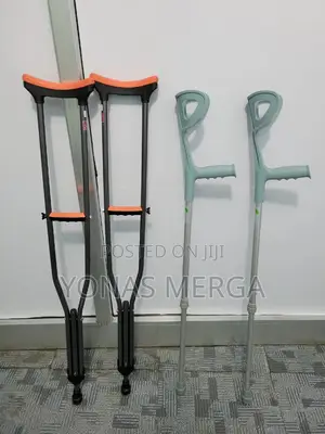 Photo - Forearm Crutches፵袱 (X2 Units,Open Cuff)Adult Crutches Padded