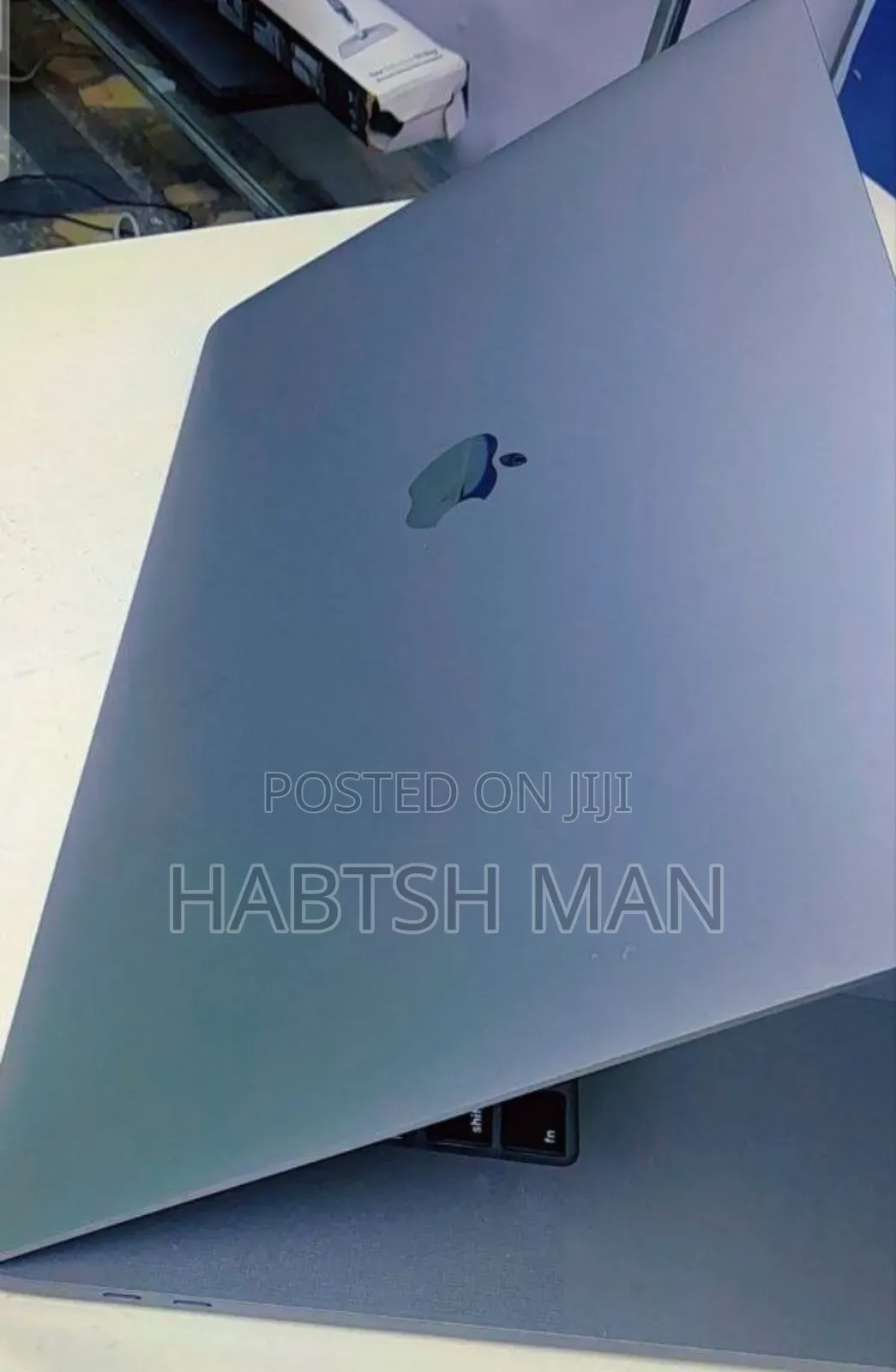New Laptop Apple MacBook Pro 2019 16GB Intel Core I9 SSD 512GB