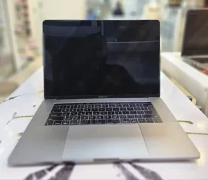 New Laptop Apple MacBook Pro 2016 16GB Intel Core I7 SSD 512GB