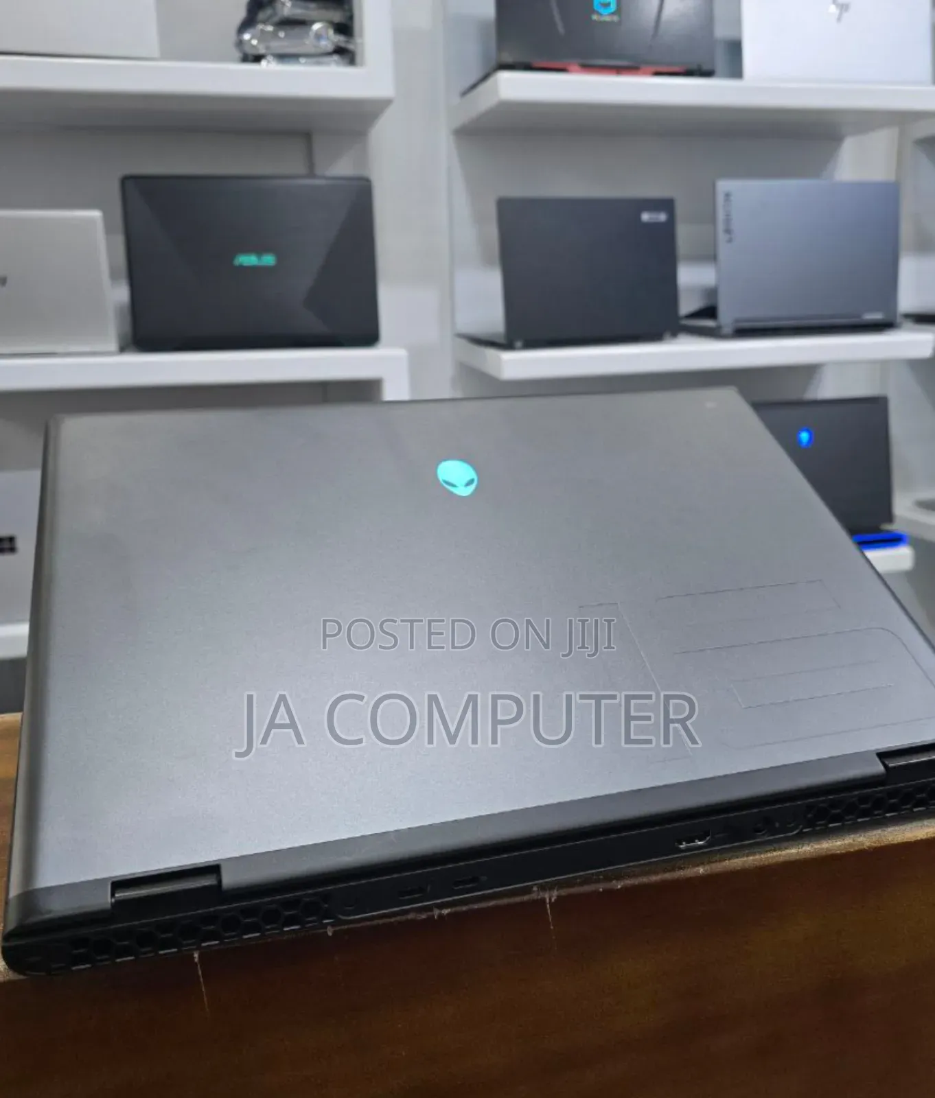 New Laptop Alienware M17x R2 32GB Intel Core Ultra 7 SSD 1T