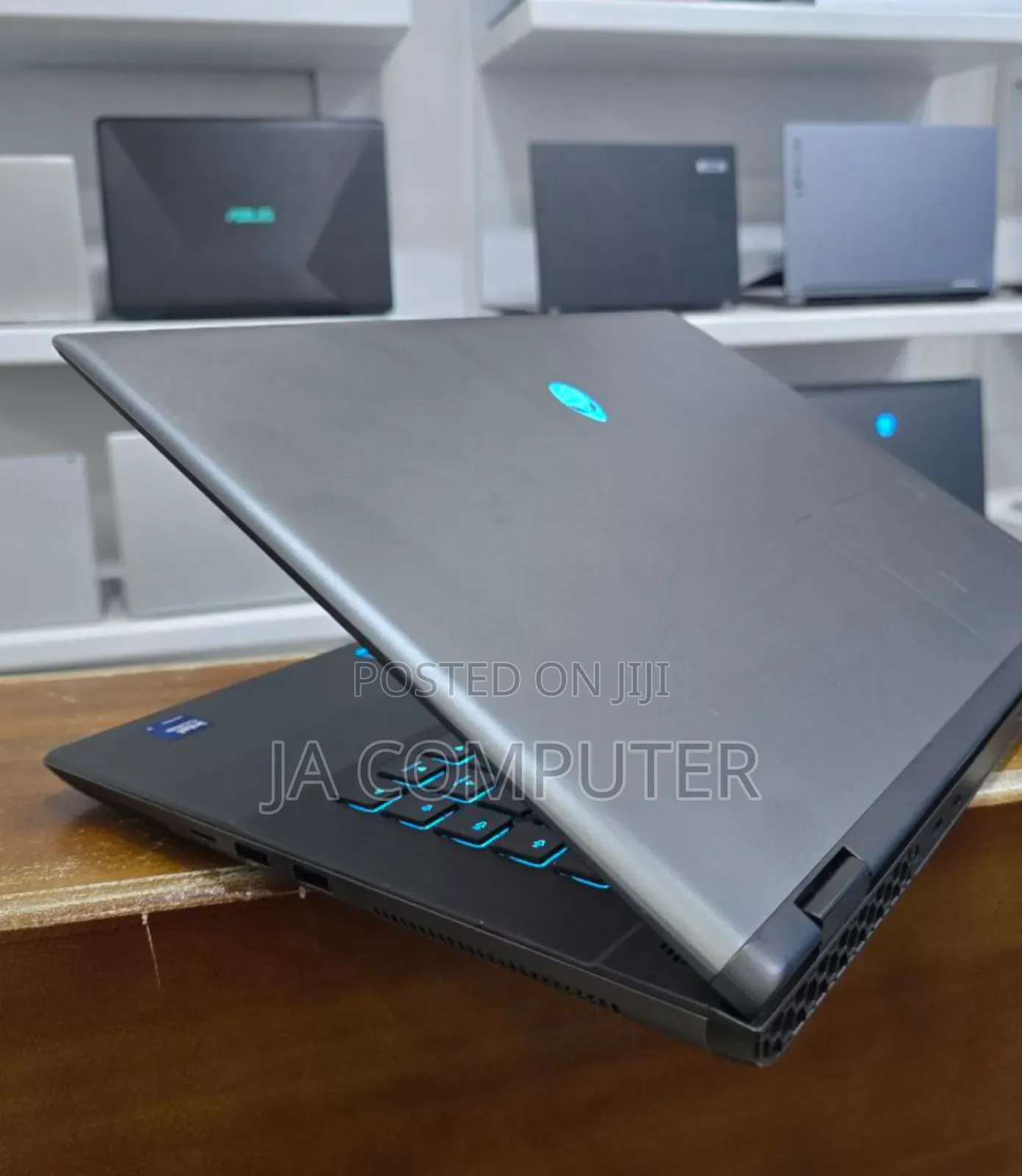 New Laptop Alienware M17x R2 32GB Intel Core Ultra 7 SSD 1T