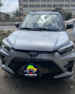 Photo - Toyota Raize 2022 Silver