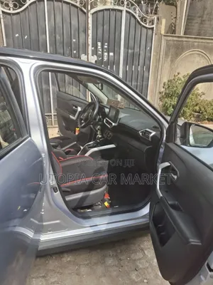 Toyota Raize 2022 Silver