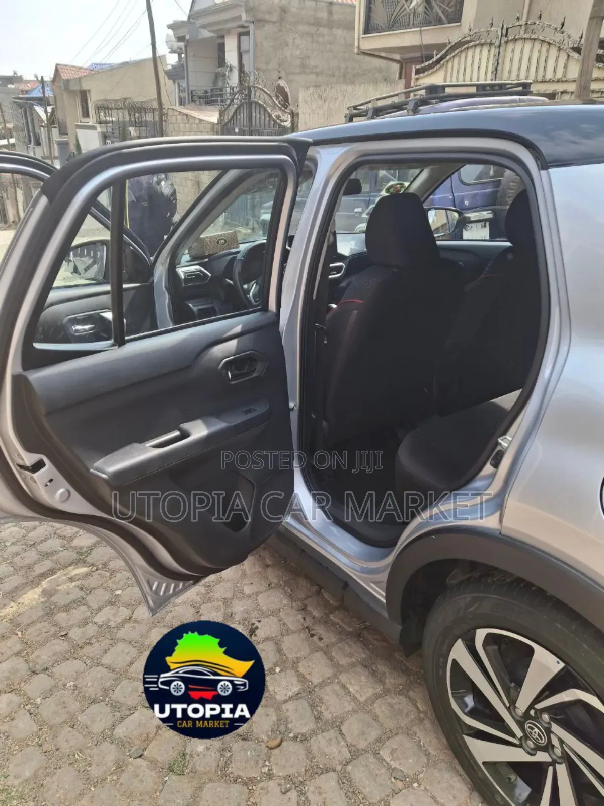 Toyota Raize 2022 Silver