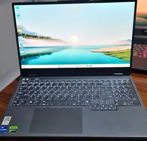 Photo - New Laptop Lenovo Yoga 700 24GB Intel Core I5 SSD 512GB