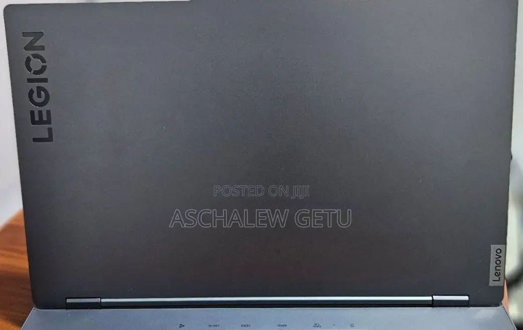 New Laptop Lenovo Yoga 700 24GB Intel Core I5 SSD 512GB