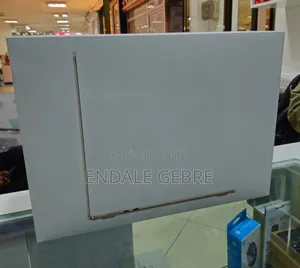 New Laptop Apple MacBook Air 2023 M2 8GB Apple M2 SSD 256GB