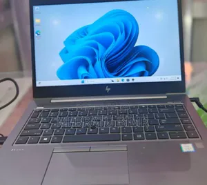 Photo - New Laptop HP ZBook Studio G5 16GB Intel Core I5 SSD 512GB